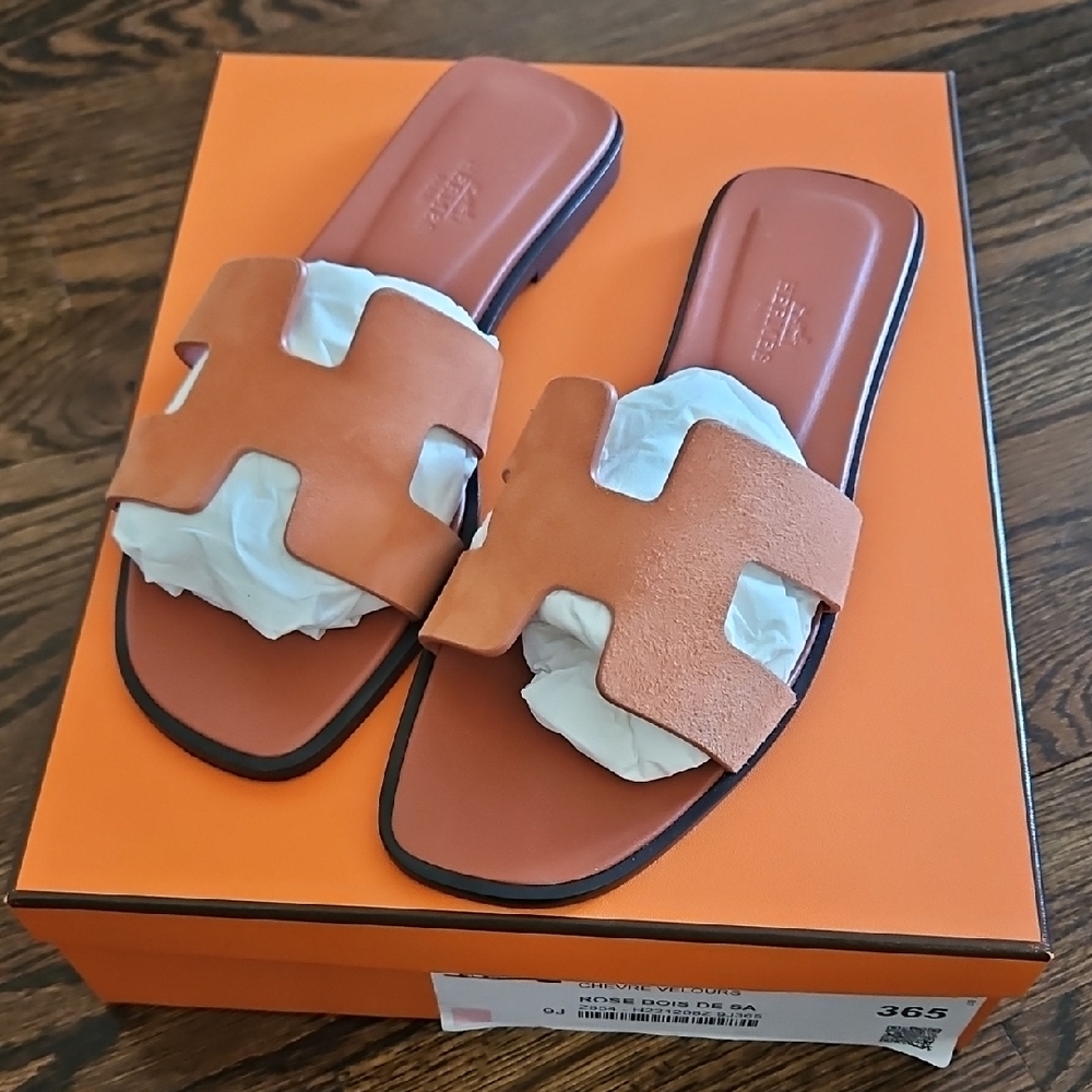 Hermes Oran Sandal Size 36.5 Rose Bois De Santal Goatskin Suede Orange